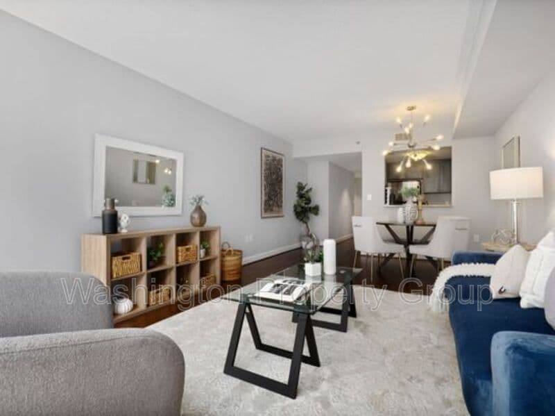 1150 K St NW, Apt 709 - Thumbnail 9