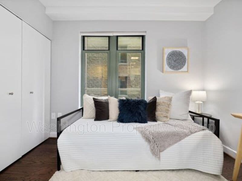 1150 K St NW, Apt 709 - Thumbnail 15