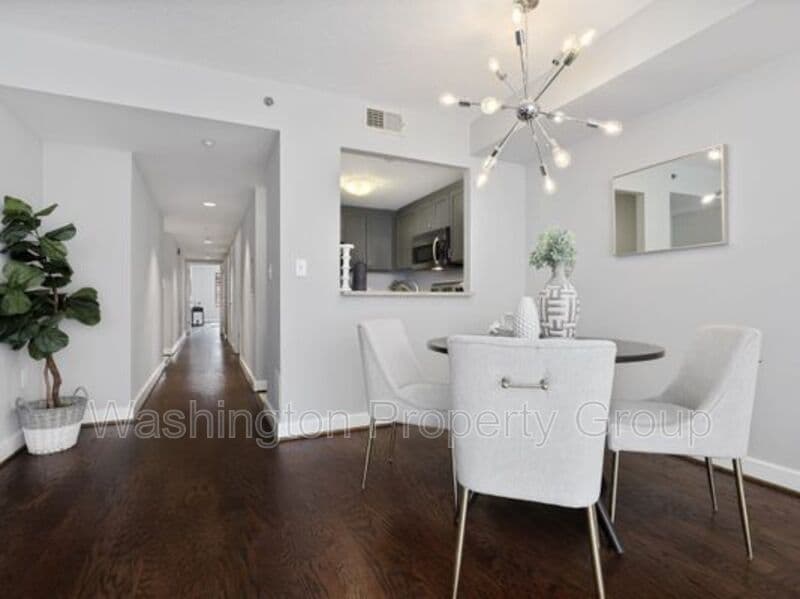1150 K St NW, Apt 709 - Thumbnail 4
