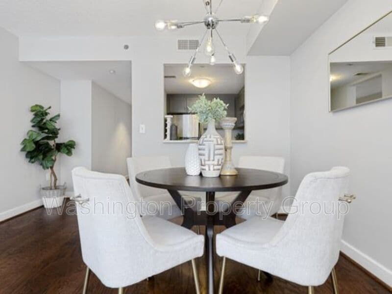 1150 K St NW, Apt 709 - Thumbnail 5