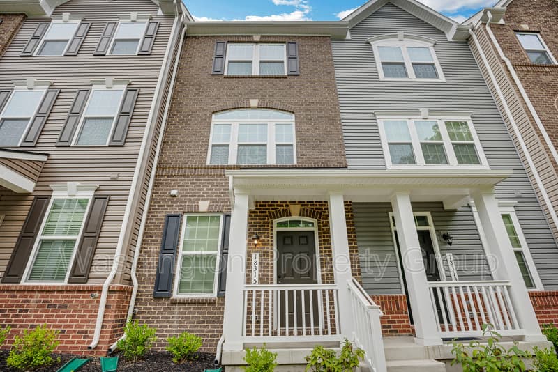 18315 Reaper Hill Ct, Unit 40 - Thumbnail 1