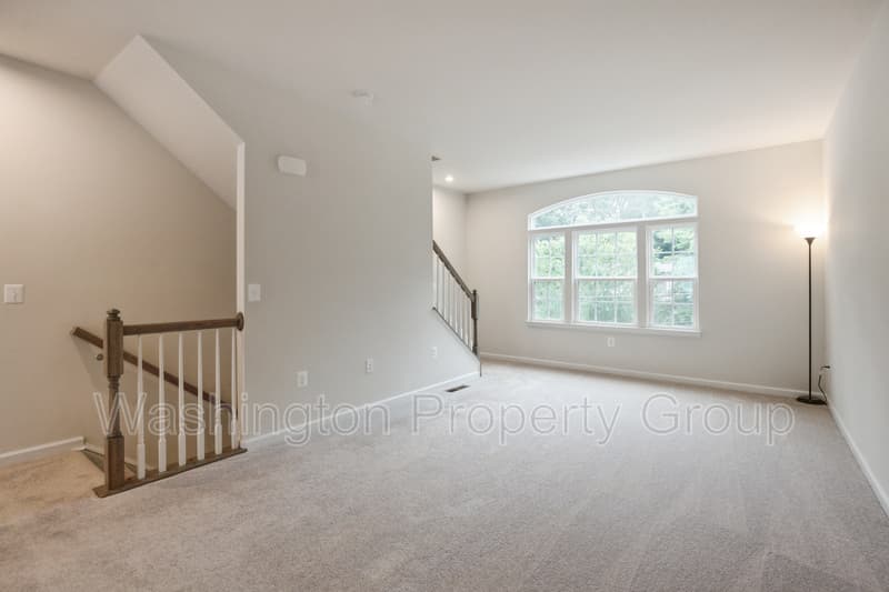 18315 Reaper Hill Ct, Unit 40 - Thumbnail 5