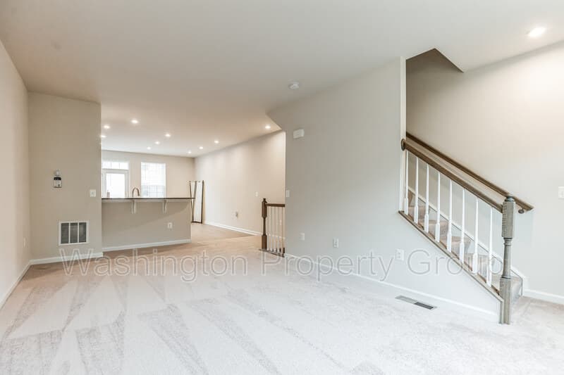 18315 Reaper Hill Ct, Unit 40 - Thumbnail 6