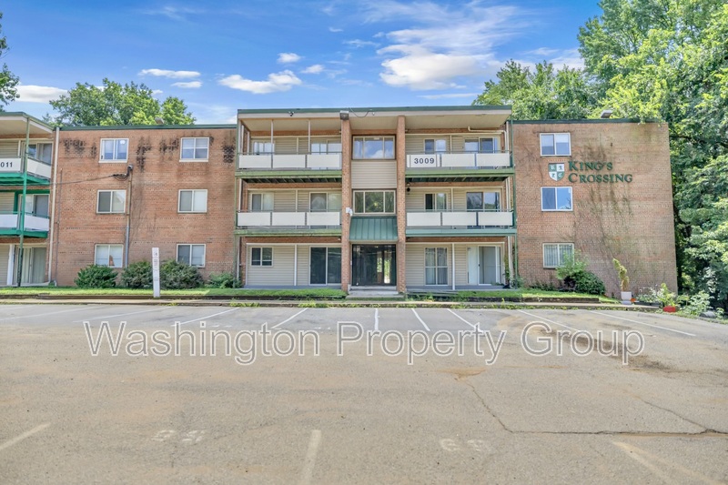 3009 Southern Ave, Apt 11 - Thumbnail 17