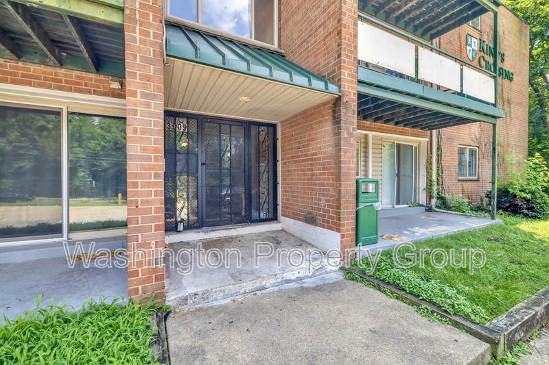 3009 Southern Ave, Apt 11 - Thumbnail 18