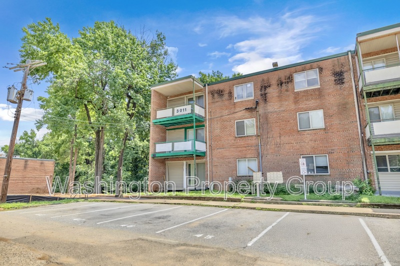 3011 Southern Ave, Apt 14 - Thumbnail 18