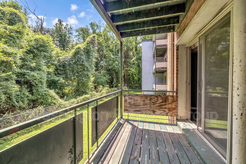 3011 Southern Ave, Apt 14 - Thumbnail 19
