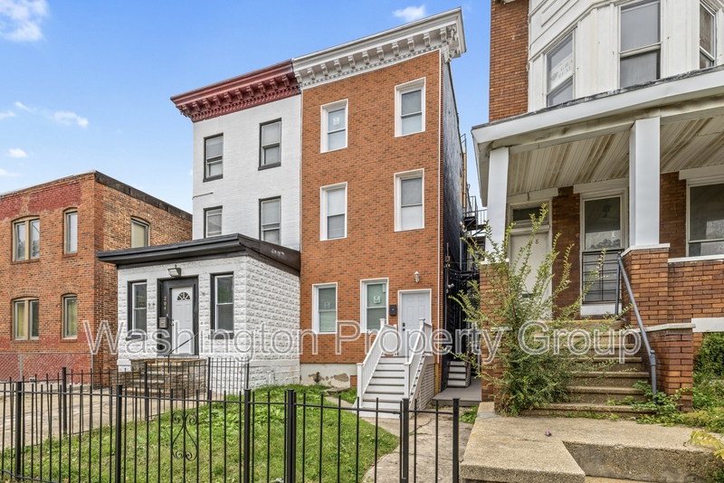 206 E 25th St, Apt 1